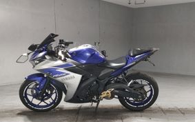 YAMAHA YZF-R25 RG10J