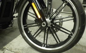 HARLEY FXBRS1870 2020