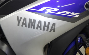 YAMAHA YZF-R25 RG10J