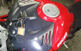 DUCATI PANIGALE V4 2020