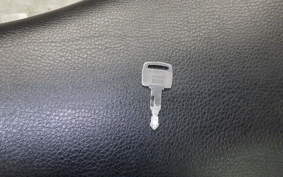 HONDA CBR750 1988 RC27