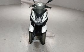 YAMAHA TRICITY 125 SE82J