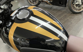 KAWASAKI W800 CAFE 2022