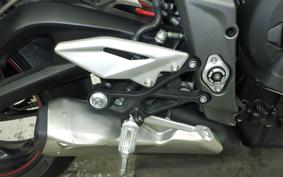 TRIUMPH STREET TRIPLE R 2022