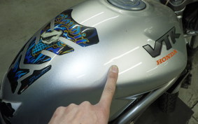 HONDA VTR 250 2019 MC33