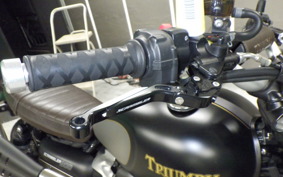 TRIUMPH STREET SCRAMBLER 2022