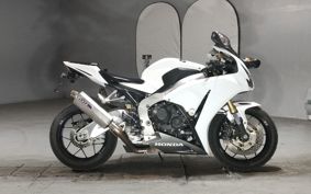HONDA CBR1000RR 2014 SC59