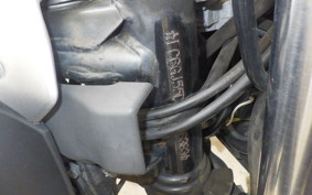 SUZUKI GSR250