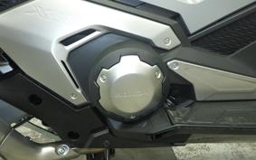 HONDA X-ADV 750 2025 RH21