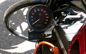 HARLEY XL883N 2017 LE2