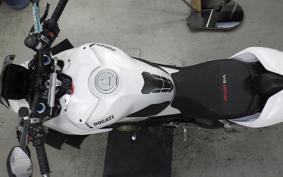 DUCATI STREETFIGHTER V4 S 2021