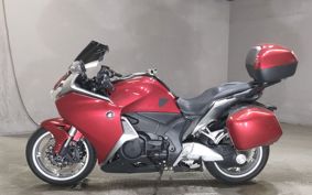 HONDA VFR1200F DCT 2011 SC63