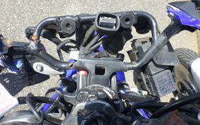 SUZUKI GSX250 R 2006