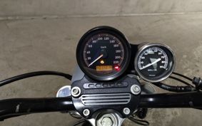 HARLEY HARLEY XL883L CR2