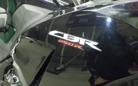 HONDA CBR250R GEN 3 2004 MC41