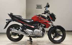 SUZUKI GSR250 2025