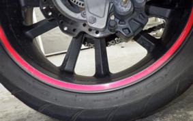 HONDA NM4 VULTUS -02 2015 RC82