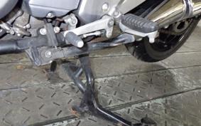 SUZUKI GSR250