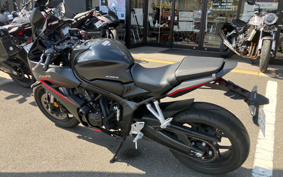 HONDA CBR650R E-Clutch 2025 RH17