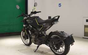 HUSQVARNA SVARTPILEN 401 2020