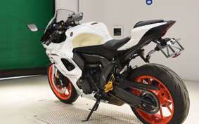 YAMAHA YZF-R7 2024 RM39J