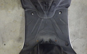 YAMAHA CYGNUS 125 XSR 2