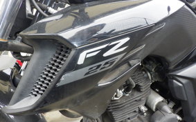 YAMAHA FZ25