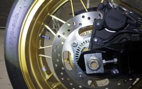 KAWASAKI Z900RS SE 2025