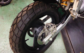 YAMAHA TDR125 DE04
