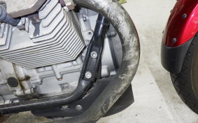 MOTO GUZZI BREVA 750 2004