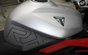 TRIUMPH STREET TRIPLE RX 2026