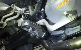 KTM 990 SUPERMOTO T 2009