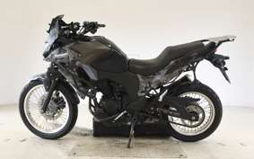 KAWASAKI VERSYS 250 A 2004 LE250D