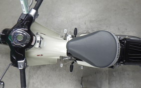 HONDA C125 SUPER CUB JA48