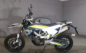 OTHER HUSQUARNA 701 SUPERMOTO 2017 UST