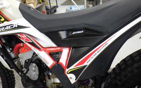 OTHER UNREGISTERED MODEL by BDS250