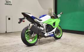 KAWASAKI NINJA ZX-6R A 2025 ZX636J