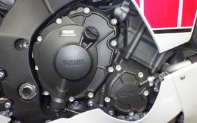 YAMAHA YZF-R1 2022