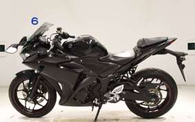 YAMAHA YZF-R25 RG10J