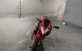 HONDA CBR250RR MC51