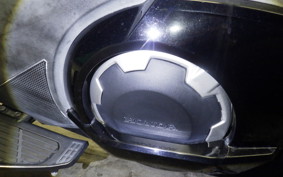 HONDA NM4 VULTUS -02 2014 RC82