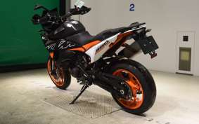 KTM 890 SMT 2025