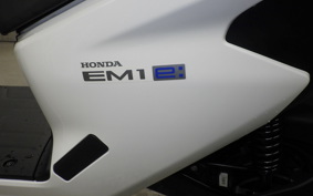 HONDA EM1 e: EF16
