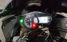 YAMAHA YZF-R25 RG10J