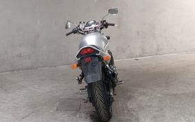 SUZUKI GSF750 GR7EA