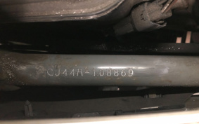 SUZUKI SKYWAVE 250 CJ44A