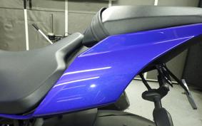 YAMAHA YZF-R1 2025