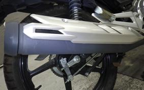 YAMAHA YBR125