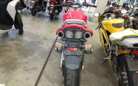 SUZUKI GSR600 2008