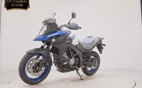 SUZUKI Vストローム650XTA 2025 C733M